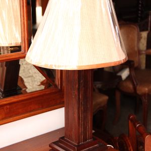 Table lamp